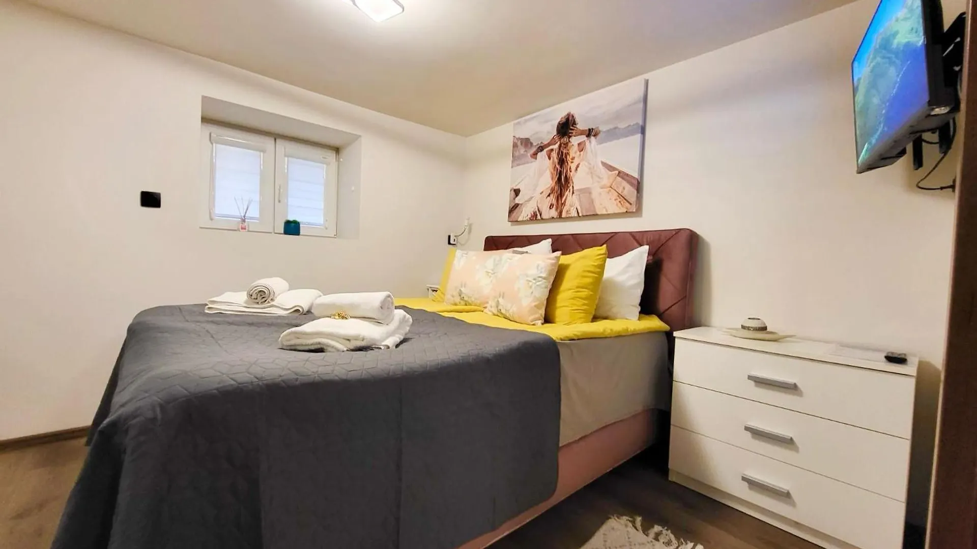 Apartment Top Center Of Varna